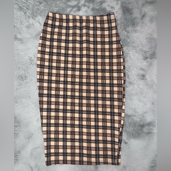 DONATED NWOT Plaid Fitted Long Skirt - Picture 1 of 3